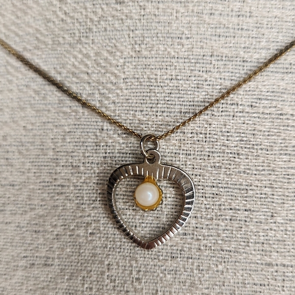 Silver gold heart pearl pendant - Picture 2 of 5